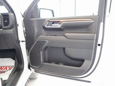 Certified 2023 Chevrolet Silverado 1500 RST w/ LPO, Dark Essentials Package image 38