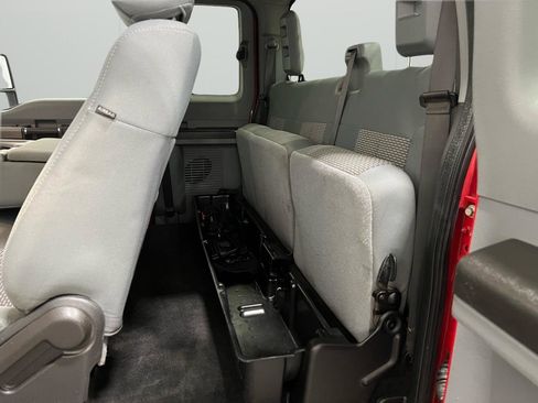 Used 2012 Ford F350 XLT w/ Snow Plow Prep Pkg image 33