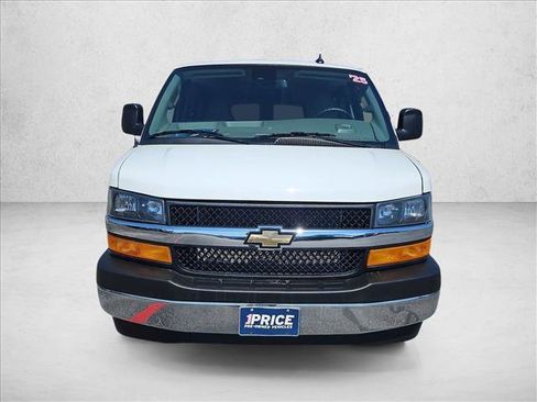 Used 2025 Chevrolet Express 2500 LT w/ LT Preferred Equipment Group RWD image 10