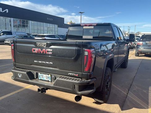 Used 2024 GMC Sierra 2500 AT4 w/ AT4 Premium Plus Package image 8