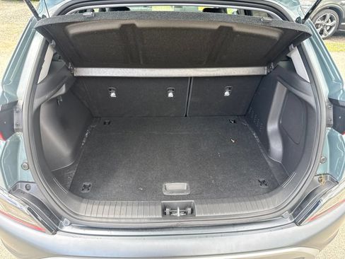 Used 2023 Hyundai Kona Limited AWD/4WD image 16