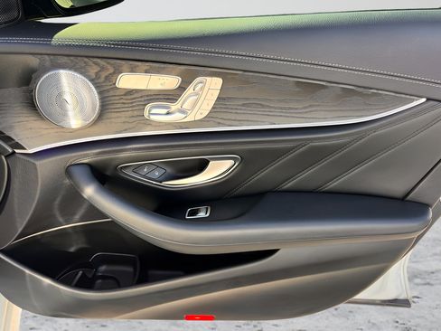 Used 2019 Mercedes-Benz E 53 AMG 4MATIC Sedan image 30
