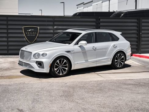 Used 2021 Bentley Bentayga AWD/4WD image 5
