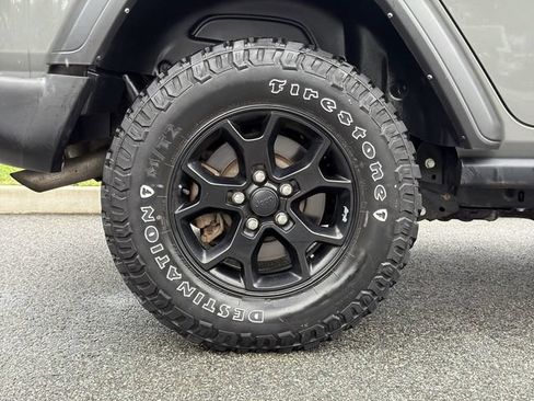 Used 2022 Jeep Wrangler Unlimited Sport AWD/4WD image 12