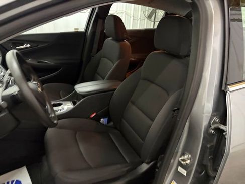 Used 2024 Chevrolet Malibu LT image 31