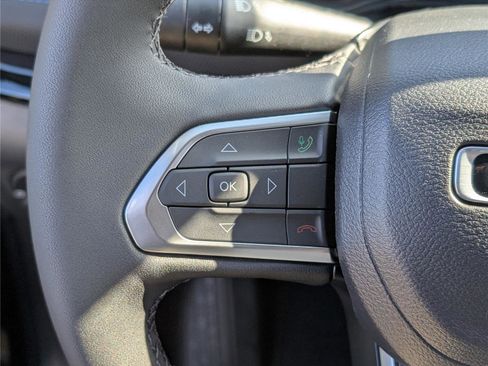 New 2026 Jeep Compass Limited image 17