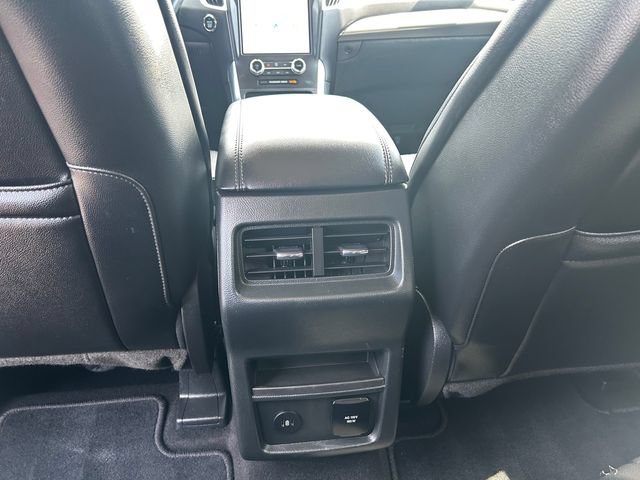 Used 2024 Ford Edge Titanium AWD/4WD image 47