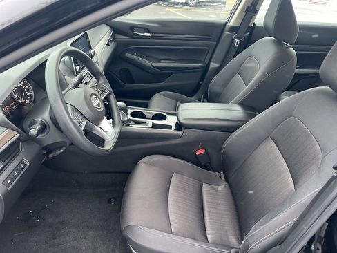Certified 2024 Nissan Altima 2.5 SV image 4