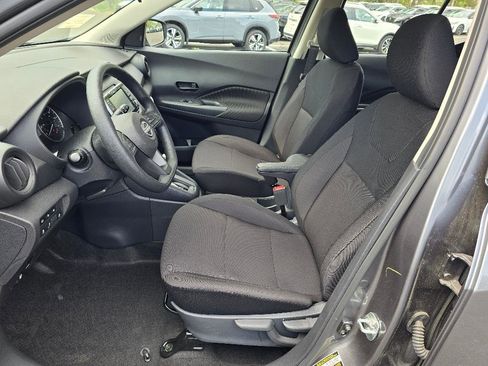 New 2025 Nissan Kicks Play S image 13