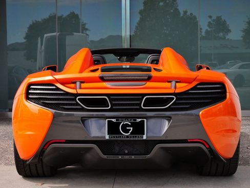 Used 2015 McLaren 650S Spider image 5