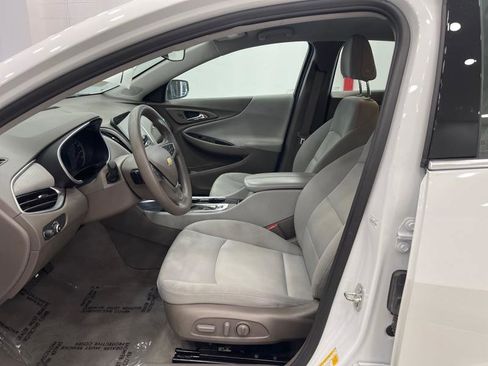 Used 2022 Chevrolet Malibu LT image 13