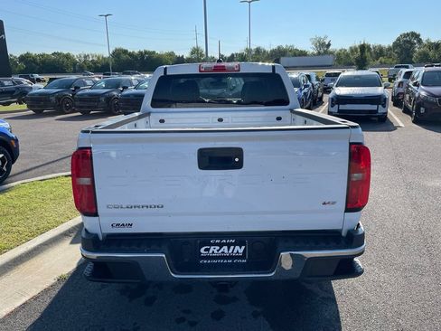 Used 2022 Chevrolet Colorado W/T w/ WT Convenience Package RWD image 9