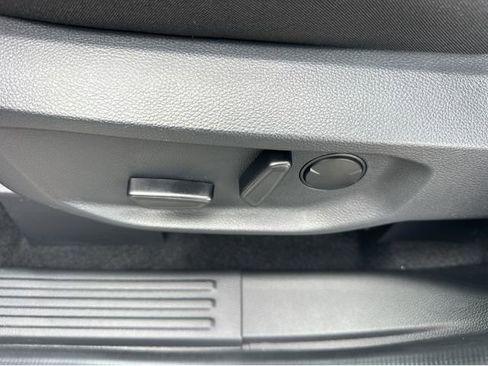 New 2026 Ford Ranger XLT w/ Equipment Group 301A High image 32