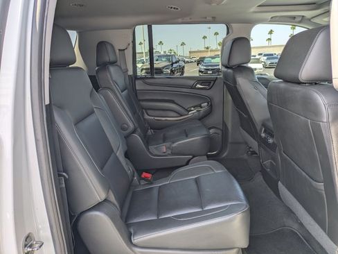 Used 2018 Chevrolet Suburban LT AWD/4WD image 21