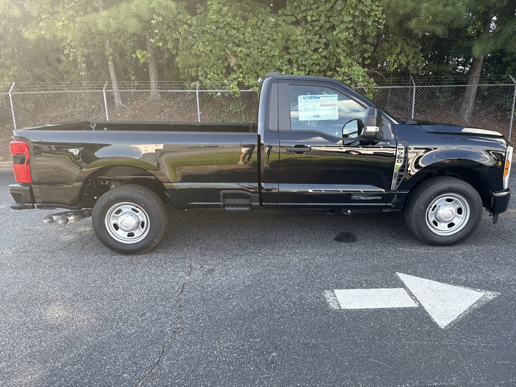 New 2026 Ford F350 XL w/ 360-Degree Camera Package RWD image 8