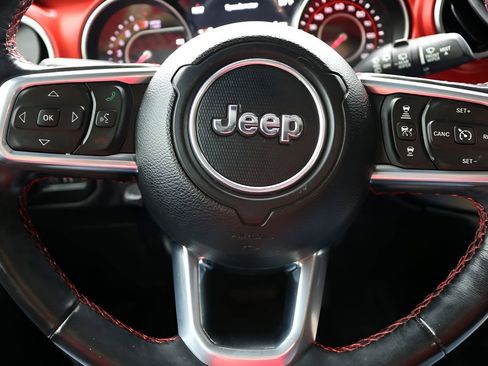 Used 2021 Jeep Wrangler Unlimited Rubicon AWD/4WD image 22