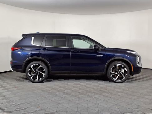 New 2025 Mitsubishi Outlander SE AWD/4WD image 26