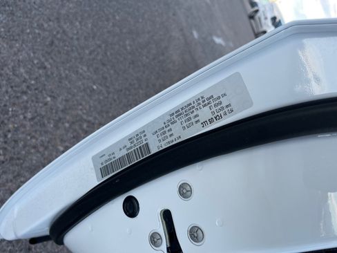 Used 2015 Dodge Challenger SRT Hellcat image 25