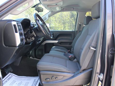 Used 2016 Chevrolet Silverado 2500 LT w/ LT Convenience Package image 18