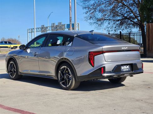 New 2025 Kia K4 GT-Line image 4