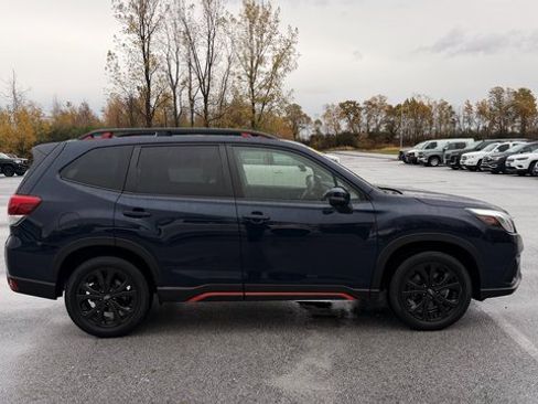 Used 2022 Subaru Forester Sport image 2