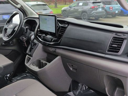 Used 2024 Ford Transit 350 XLT RWD image 30