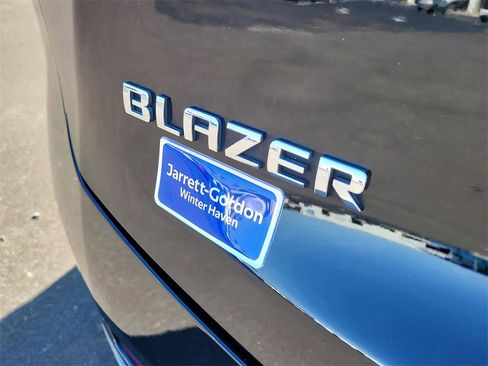 Used 2022 Chevrolet Blazer Premier w/ Enhanced Convenience Package image 6