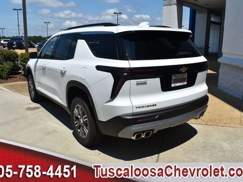 New 2026 Chevrolet Traverse LT w/ Driver Confidence Package image 6