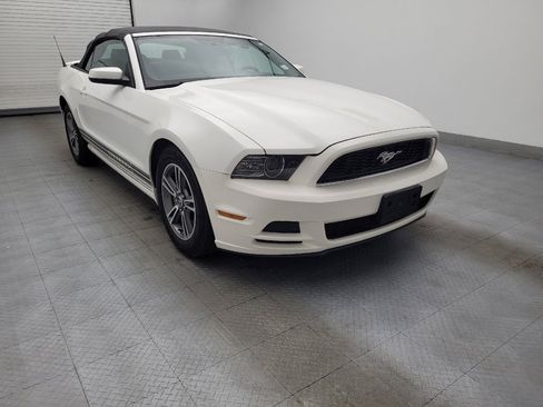 Used 2013 Ford Mustang Premium image 13