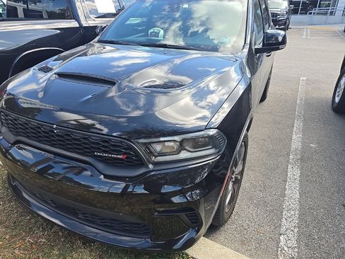 Used 2022 Dodge Durango GT image 2
