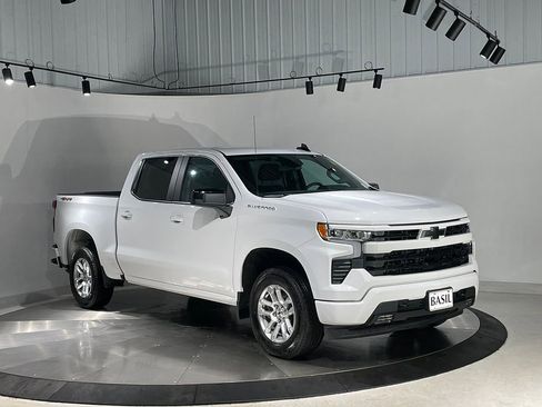 Used 2026 Chevrolet Silverado 1500 RST AWD/4WD image 38