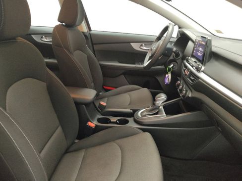 Used 2023 Kia Forte LXS image 21