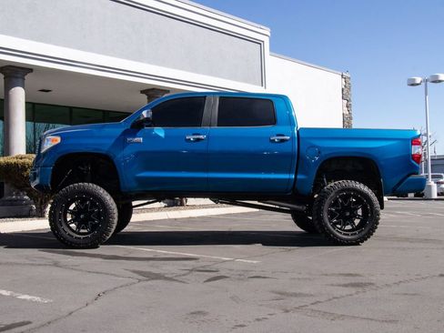 Used 2017 Toyota Tundra Platinum image 4