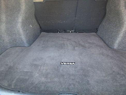 Used 2024 Nissan Versa SR FWD image 32