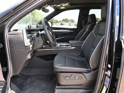 New 2025 Cadillac Escalade ESV Premium Luxury w/ LPO, Radiant Package image 18