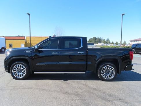 Used 2025 GMC Sierra 1500 Denali Ultimate AWD/4WD image 4