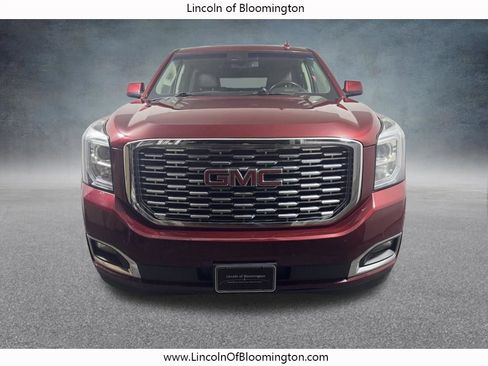 Used 2019 GMC Yukon XL Denali w/ Denali Ultimate Package AWD/4WD image 7