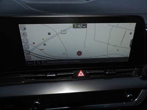 Used 2023 Kia Sportage EX image 23