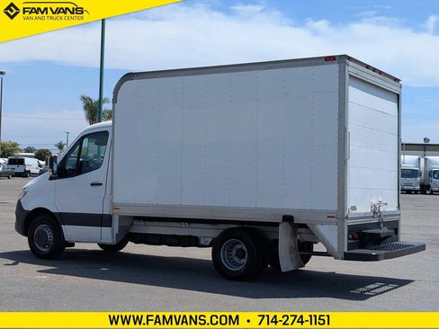 Used 2024 Mercedes-Benz Sprinter 4500 image 5