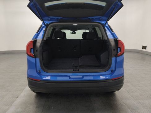 Used 2024 GMC Terrain SLE image 29