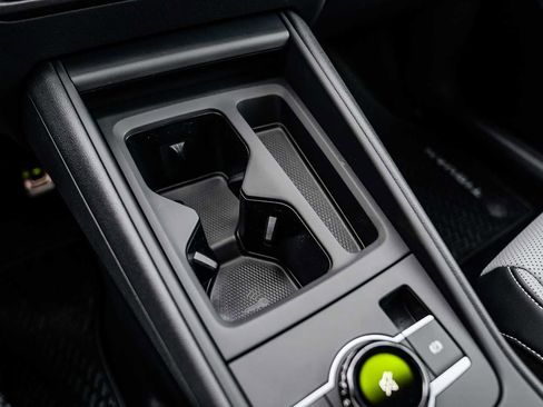 New 2026 Volkswagen Tiguan SE R-Line image 37