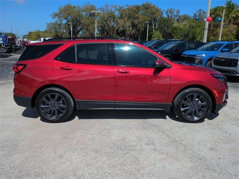 Certified 2024 Chevrolet Equinox RS image 3