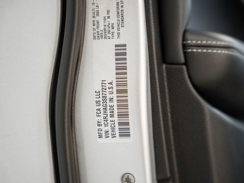 New 2025 Jeep Grand Cherokee Laredo X image 36