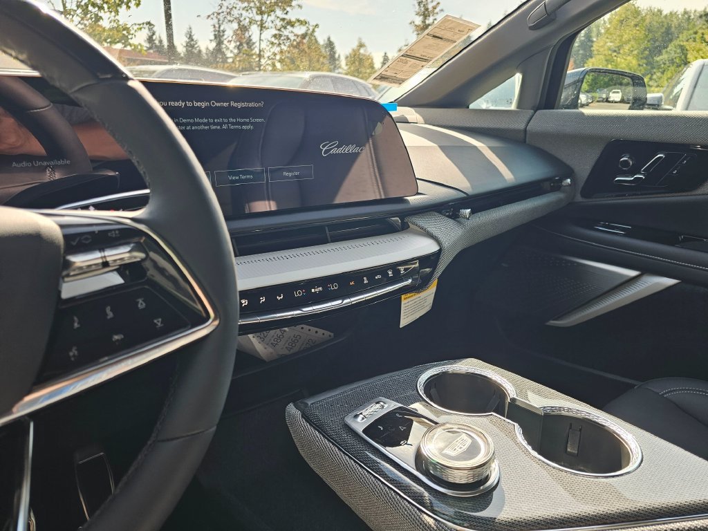 New 2027 Cadillac Optiq Sport AWD/4WD image 31