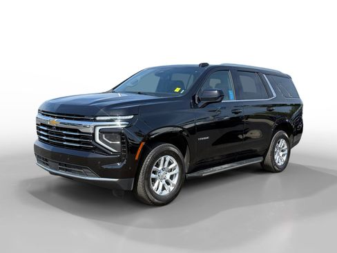 Used 2025 Chevrolet Tahoe LT AWD/4WD image 1