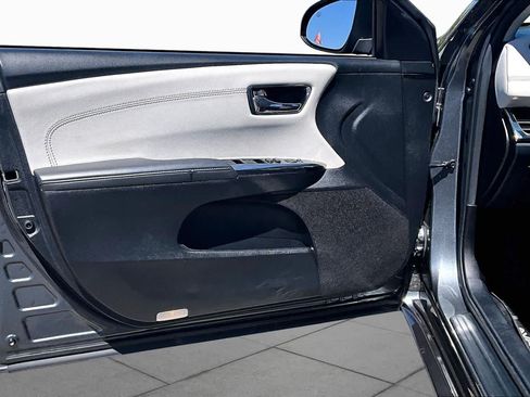 Used 2017 Toyota Avalon XLE w/ All Weather Liner Package FWD image 21