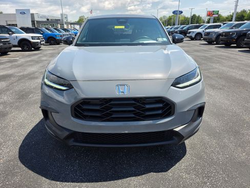 Used 2025 Honda HR-V Sport image 5