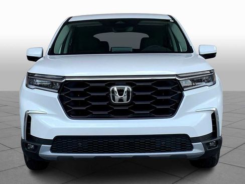New 2025 Honda Pilot EX-L image 3