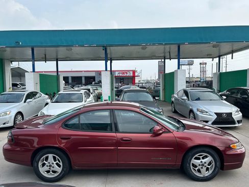 Used 2003 Pontiac Grand Prix SE w/ Equipment Group FWD image 6