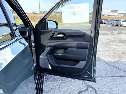 New 2026 GMC Yukon XL AT4 Ultimate w/ LPO, Floor Liner Package AWD/4WD image 16